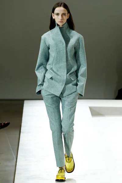 Look 37
